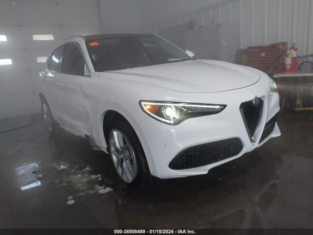Alfa Romeo Stelvio 2020