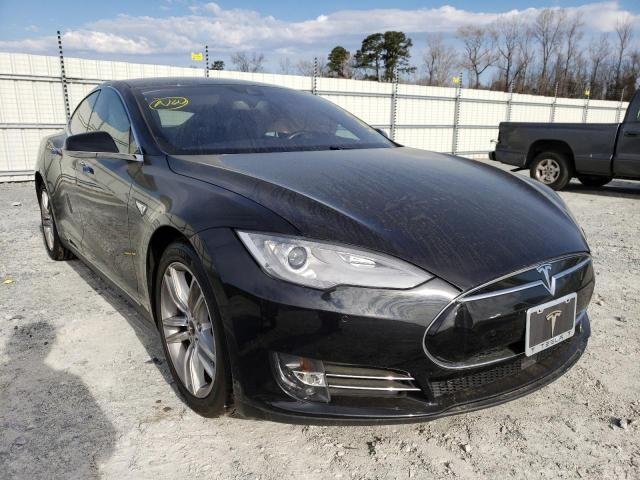 Tesla Model S 2015