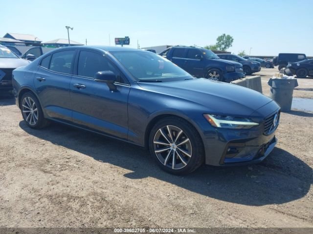 Volvo S60 2022