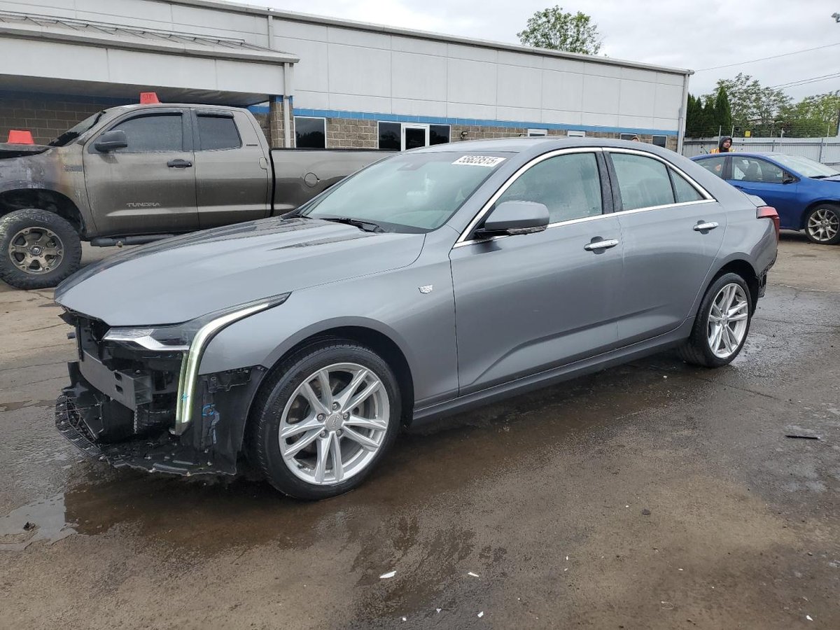 Cadillac CT4 2021