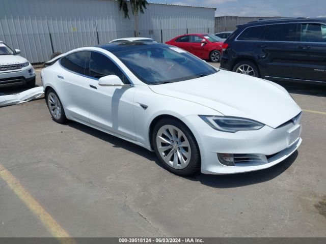 Tesla Model S 2016