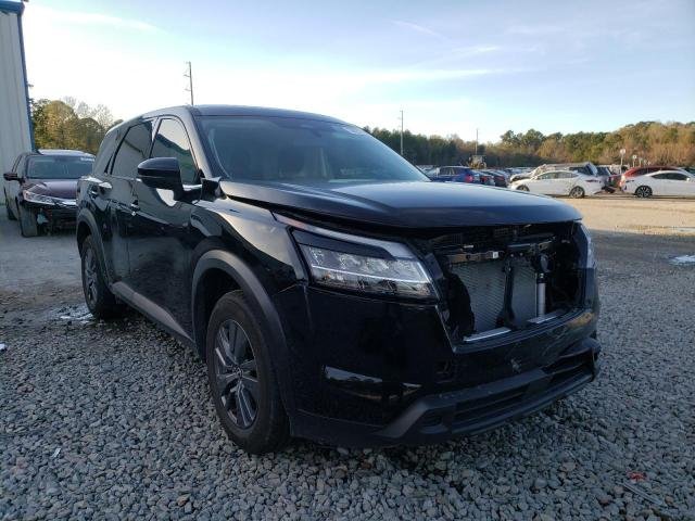 Nissan Pathfinder V 2022