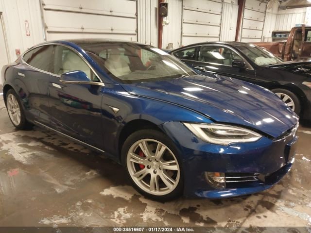 Tesla Model S 2020