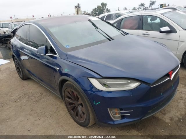 Tesla Model X 2018