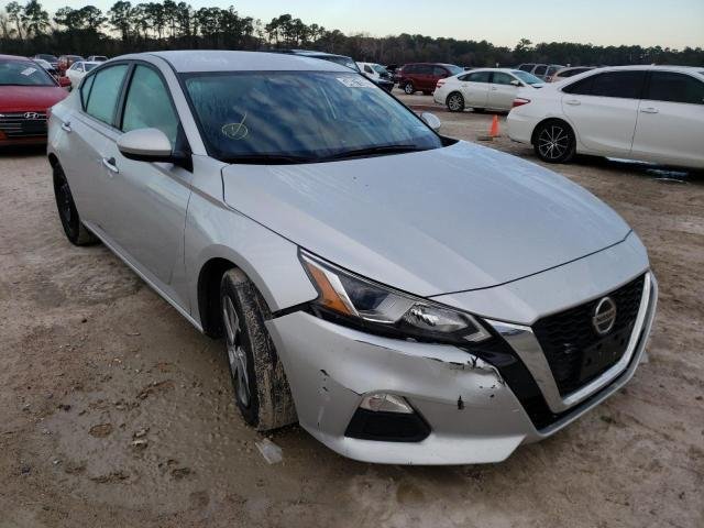 Nissan Altima VI 2021