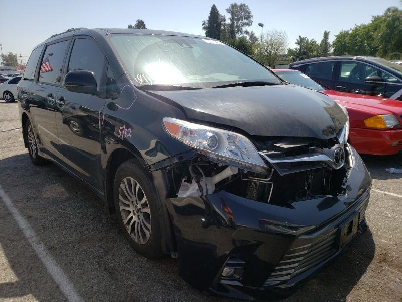 Toyota Sienna III Рестайлинг 2 2019