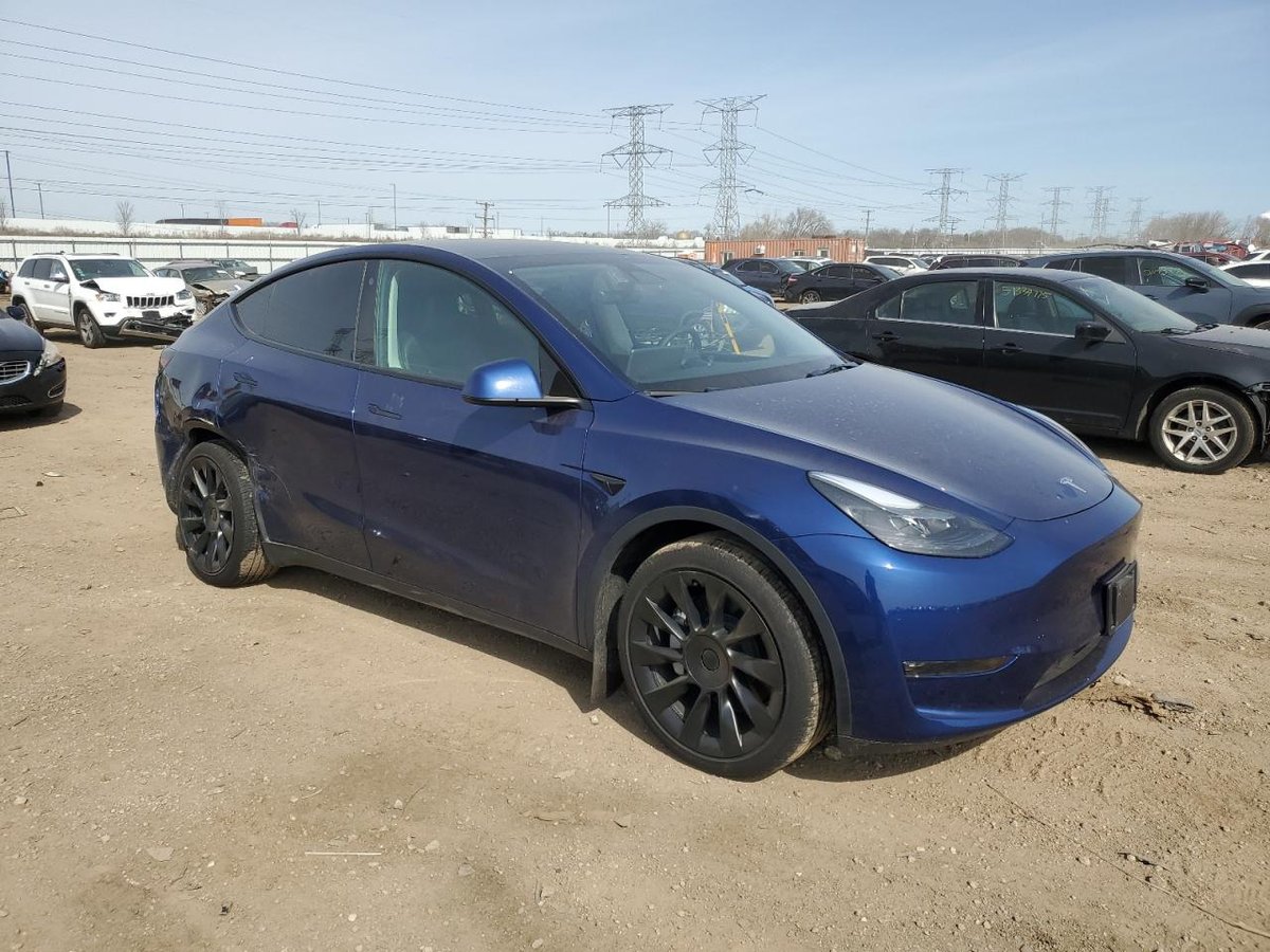 Tesla Model Y 2023