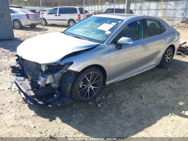 Toyota Camry 2022
