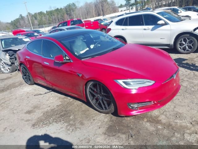 Tesla Model S 2020