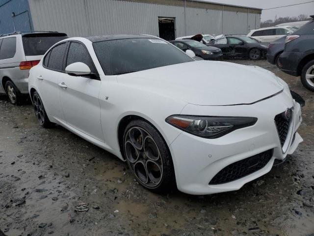 Alfa Romeo Giulia 2022