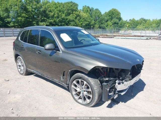 BMW X5 2021