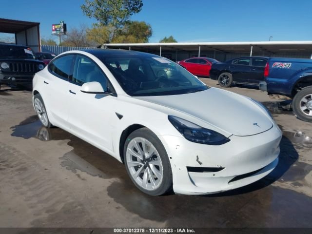 Tesla Model 3 2022