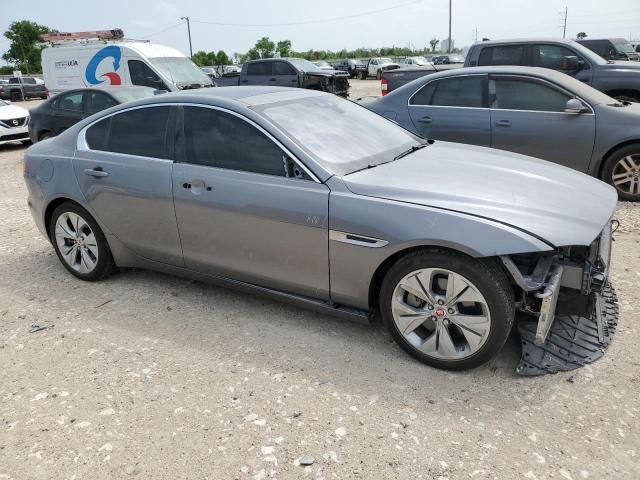 Jaguar XE 2020