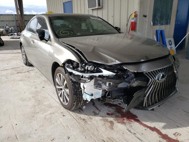 Lexus ES 2021