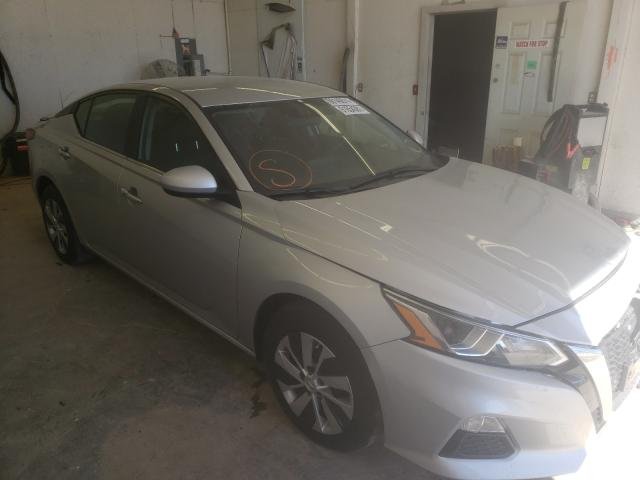 Nissan Altima VI 2020