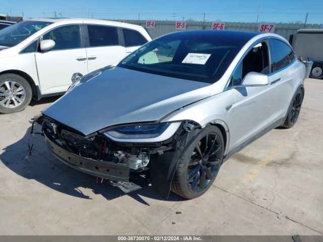 Tesla Model X 2016