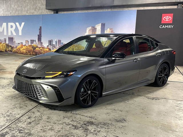 Toyota Camry 2024