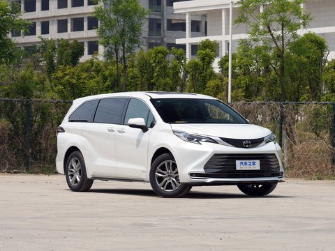 Toyota Sienna 2024