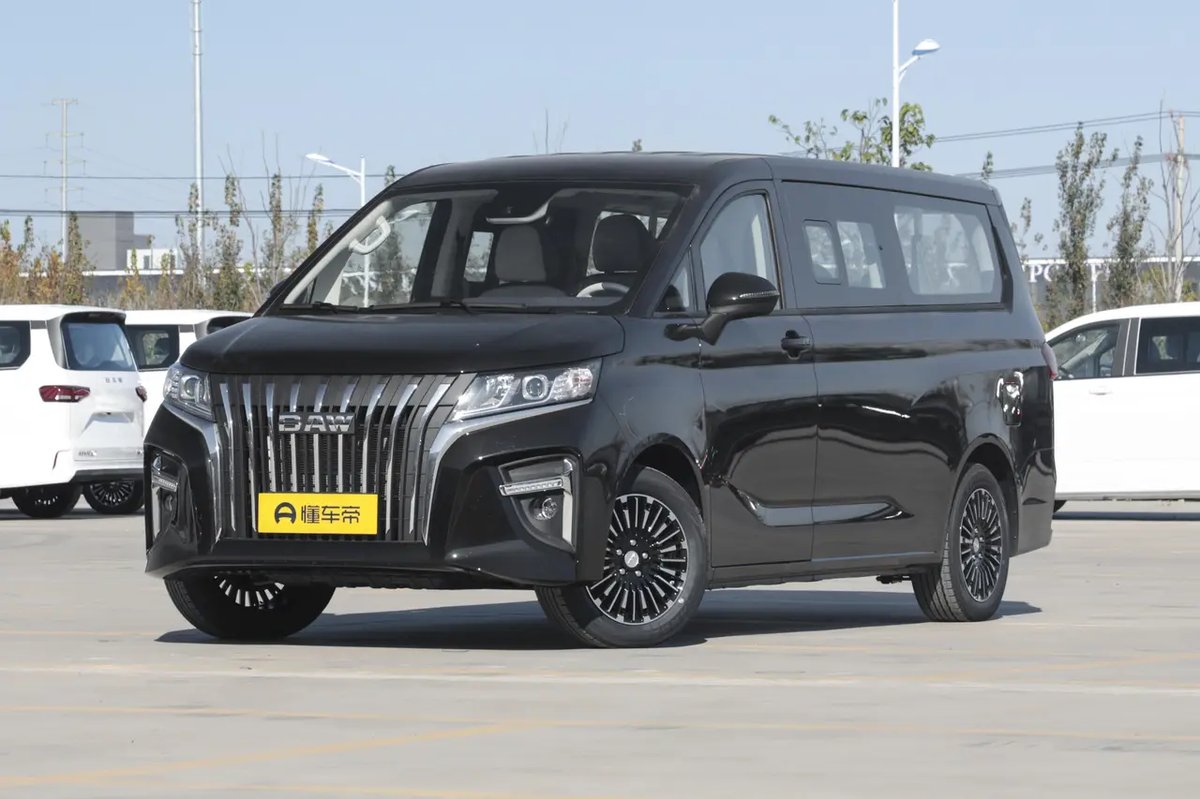 BAW M7 EV 2025
