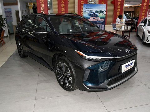 Toyota bZ4X 2024