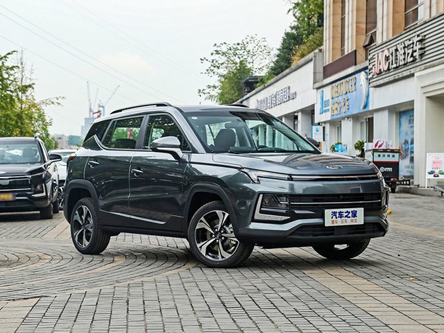 JAC J7 Jiayue 2022