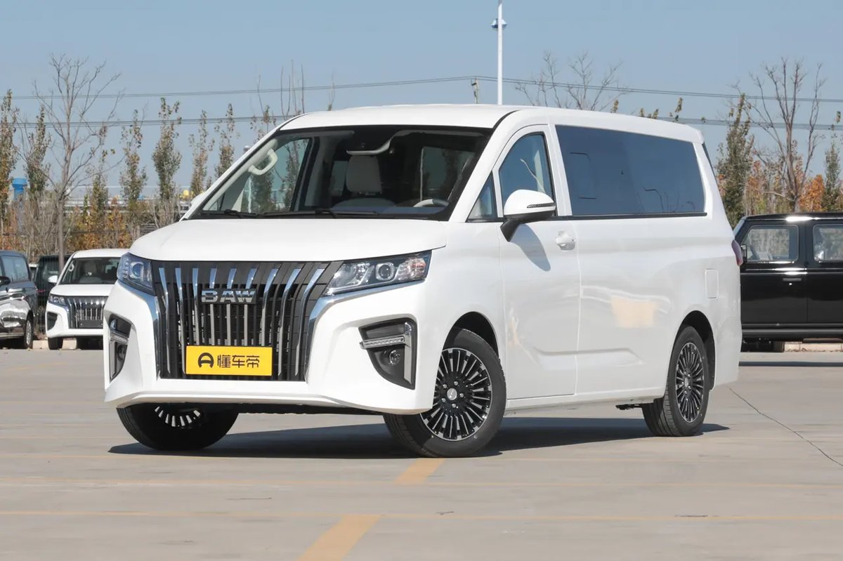 BAW M7 EV 2025