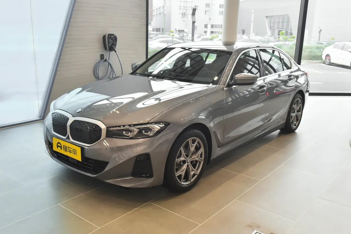 BMW i3 2023
