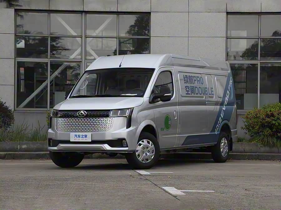 Maxus EV80 2025