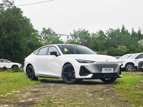 Changan UNI-V 2024