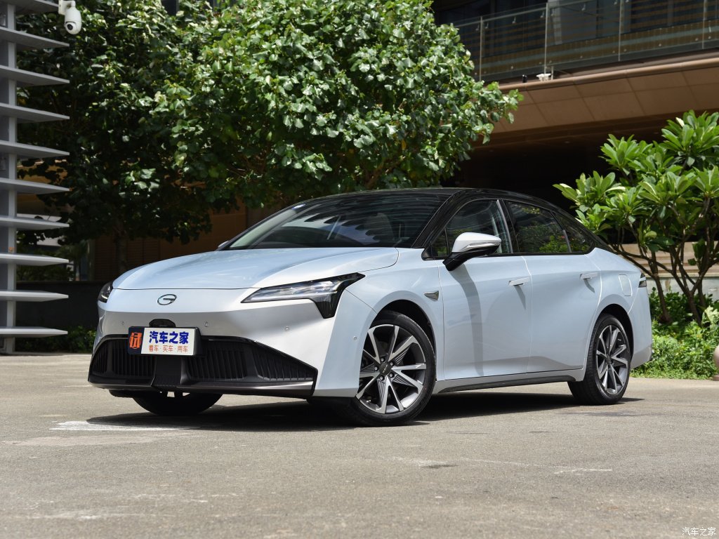 GAC Aion S 2021