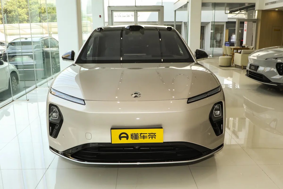 NIO ET9 2025