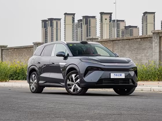 BYD Tang L 2025