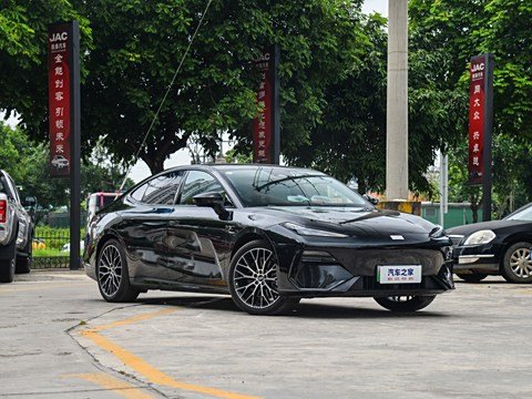 Geely Galaxy E8 2024