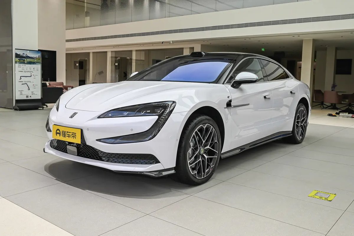 YangWang U7 2025