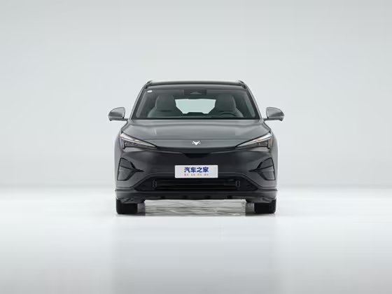 ARCFOX T5 2025