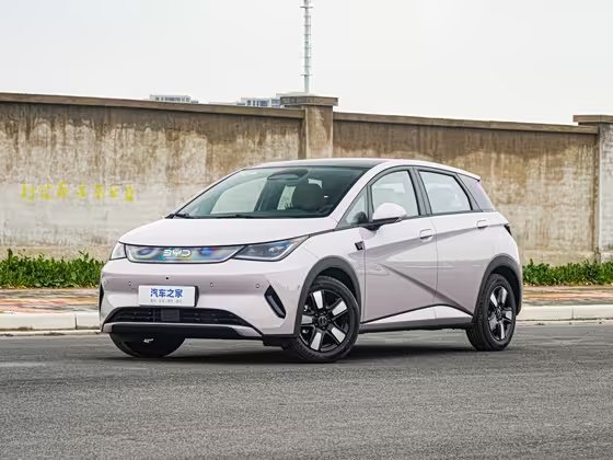 BYD Dolphin 2025