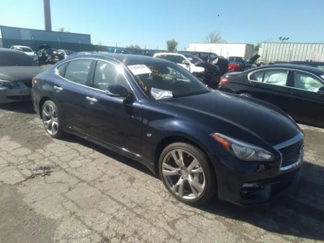 Infiniti Q70 2019