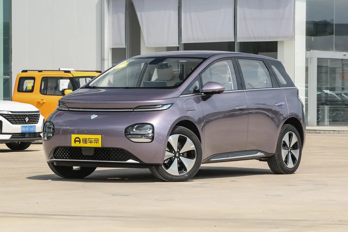 Baojun Clouds 2023