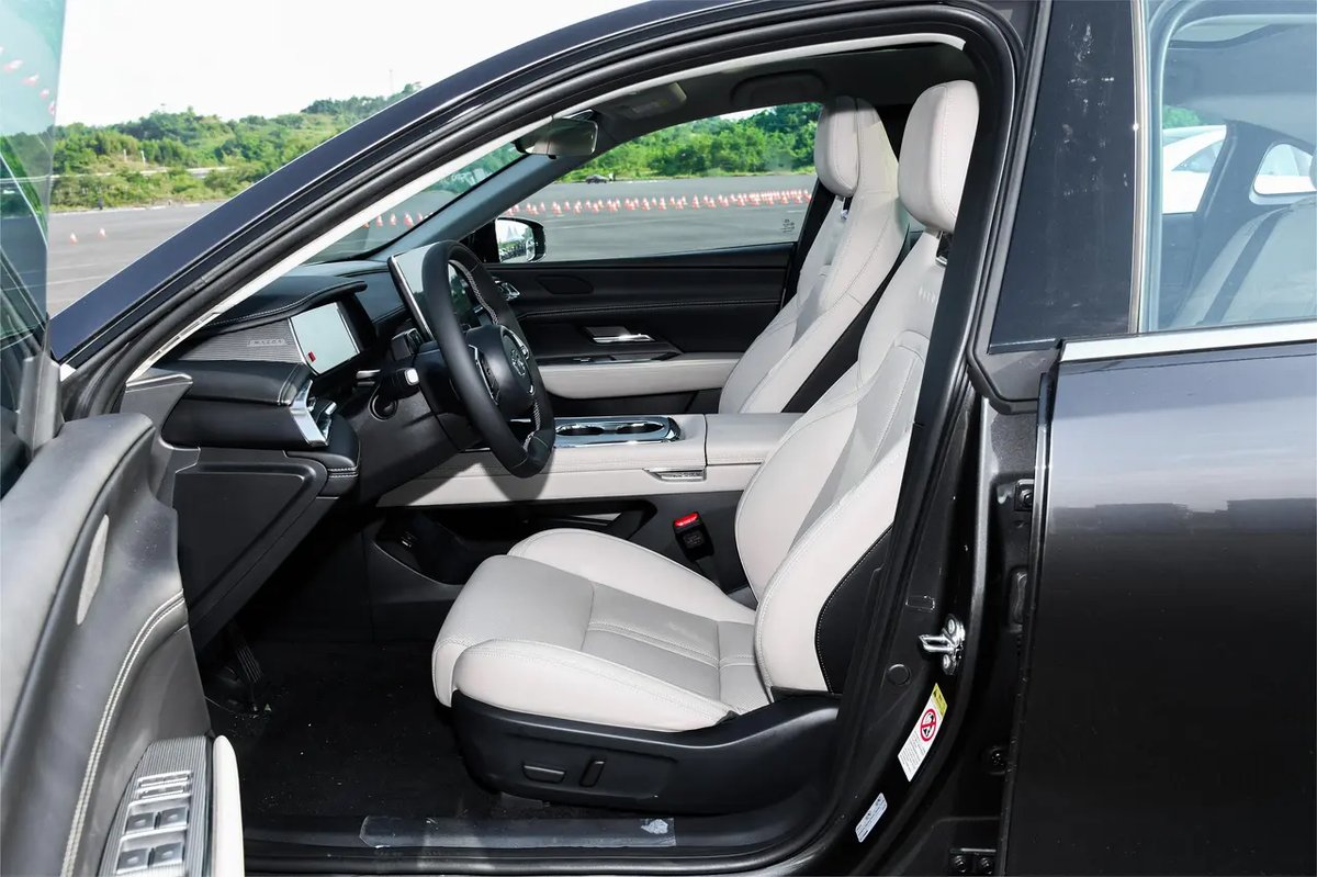 Mazda EZ-6 2024