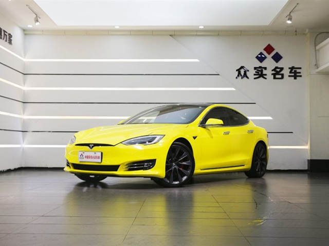 Tesla Model S 2020