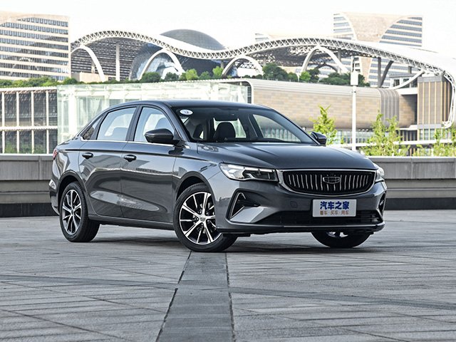 Geely Emgrand 2022
