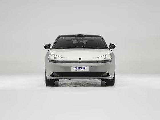 Lynk & Co Z10 2024