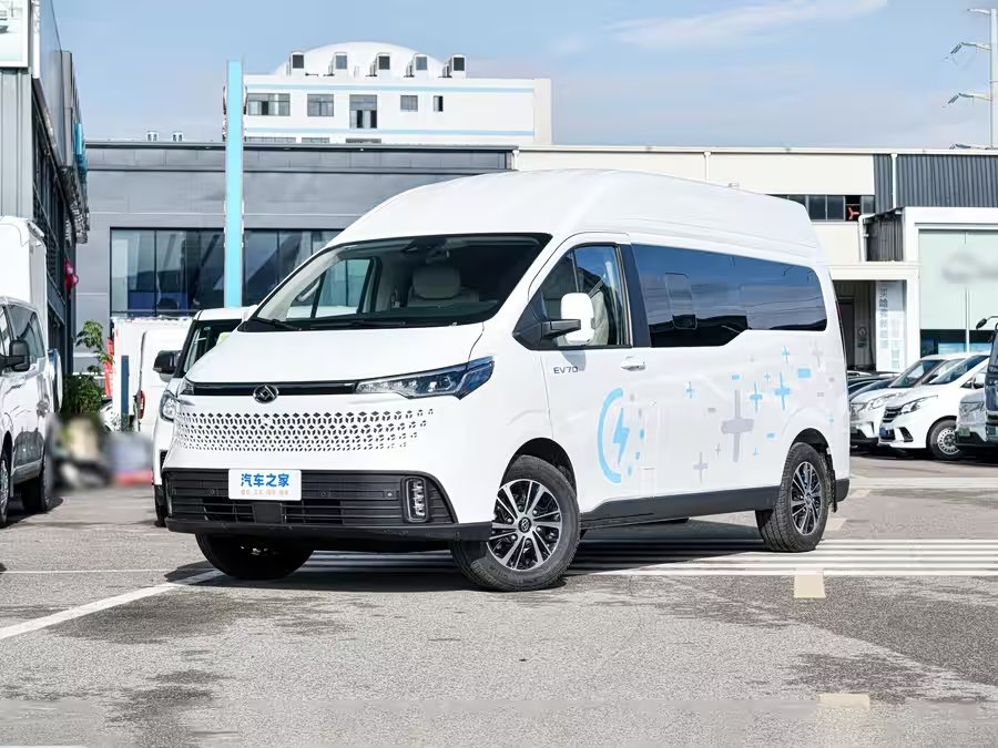 Maxus EV70 2025