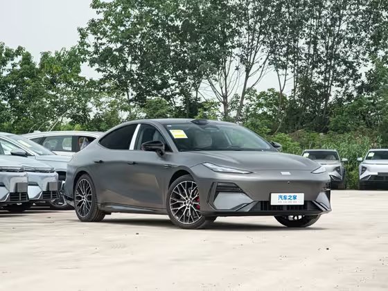 Geely Galaxy E8 2025