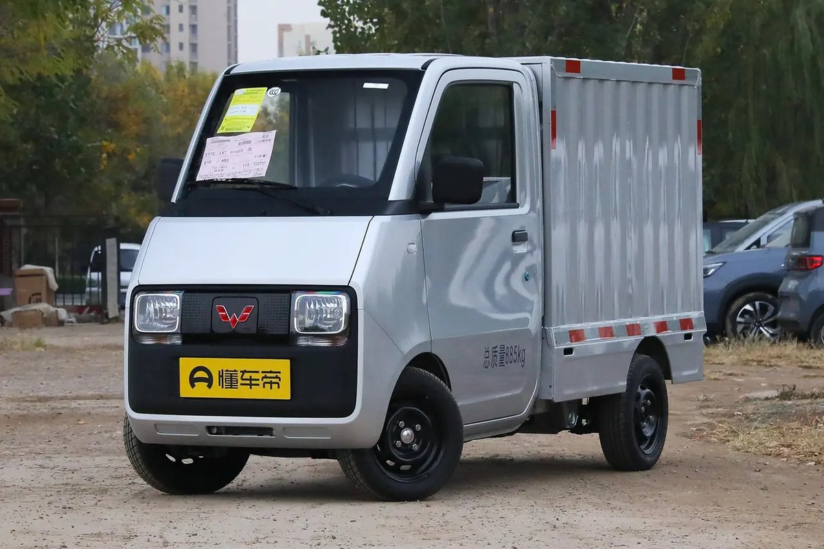 Wuling E10 2023