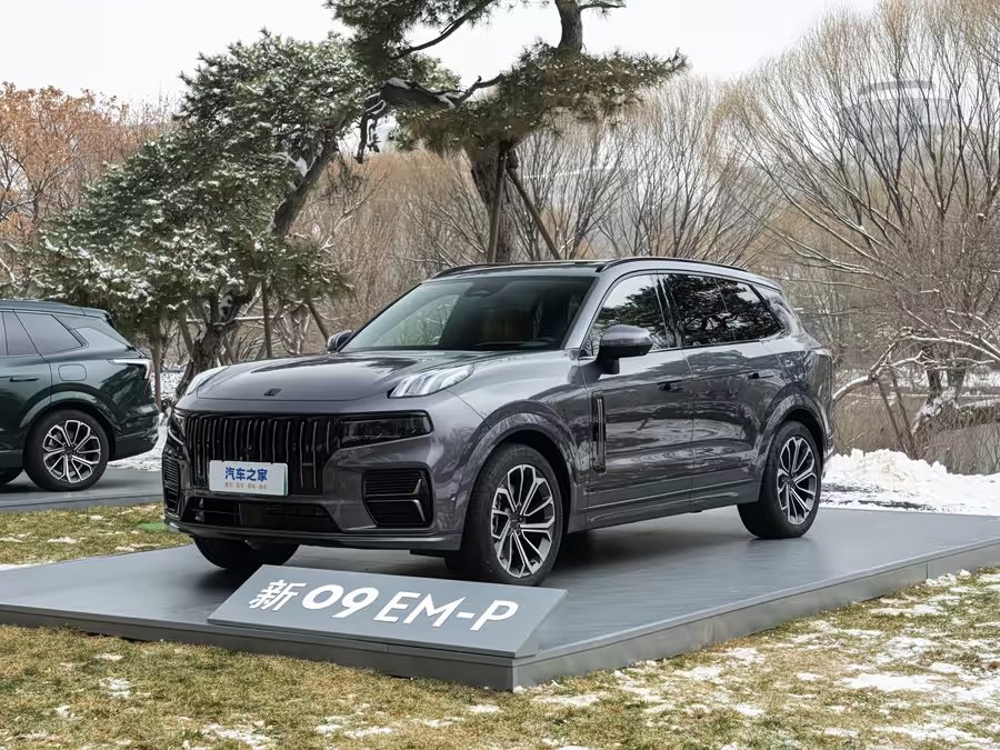 Lynk & Co 09 EM-P 2024