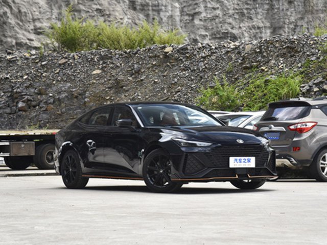 Changan UNI-V 2024