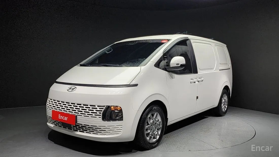Hyundai Staria 2021