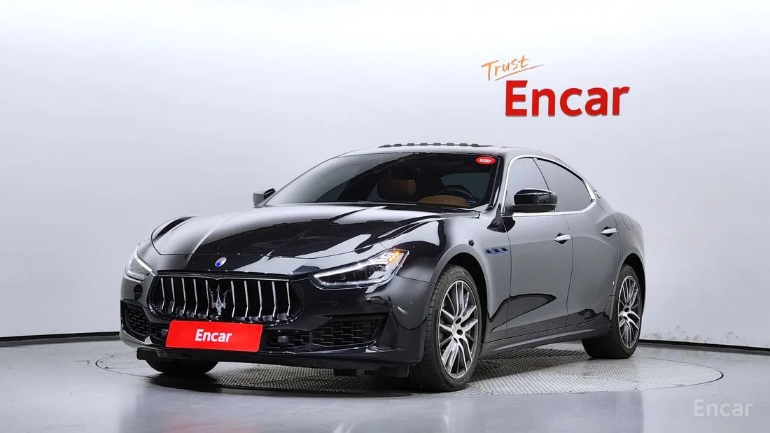 Maserati Ghibli 2021