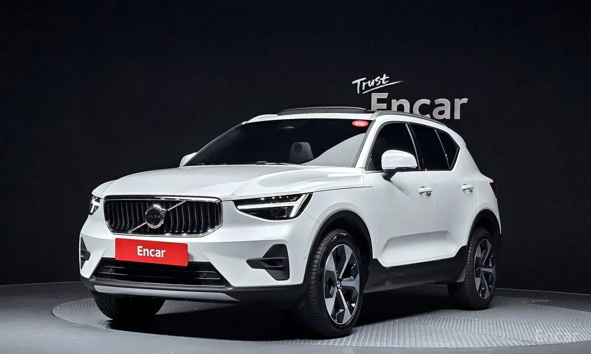 Volvo XC40 2023